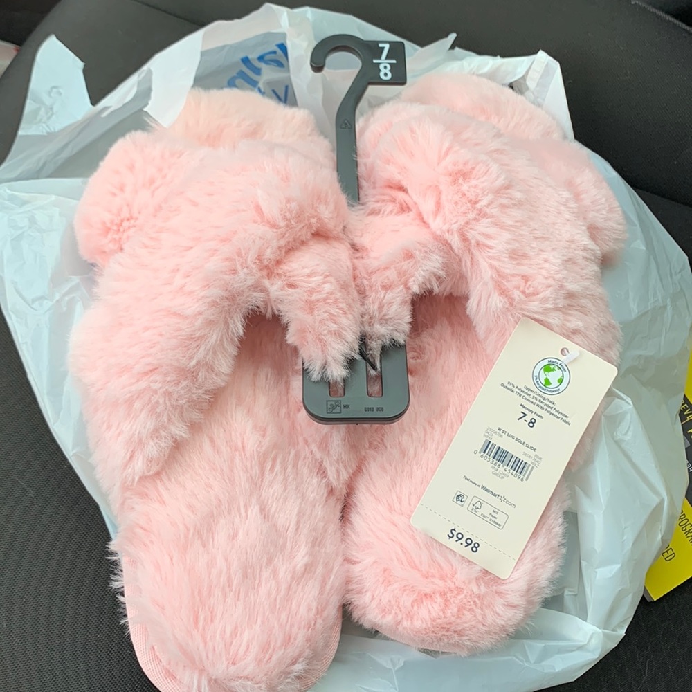 NWT slippers